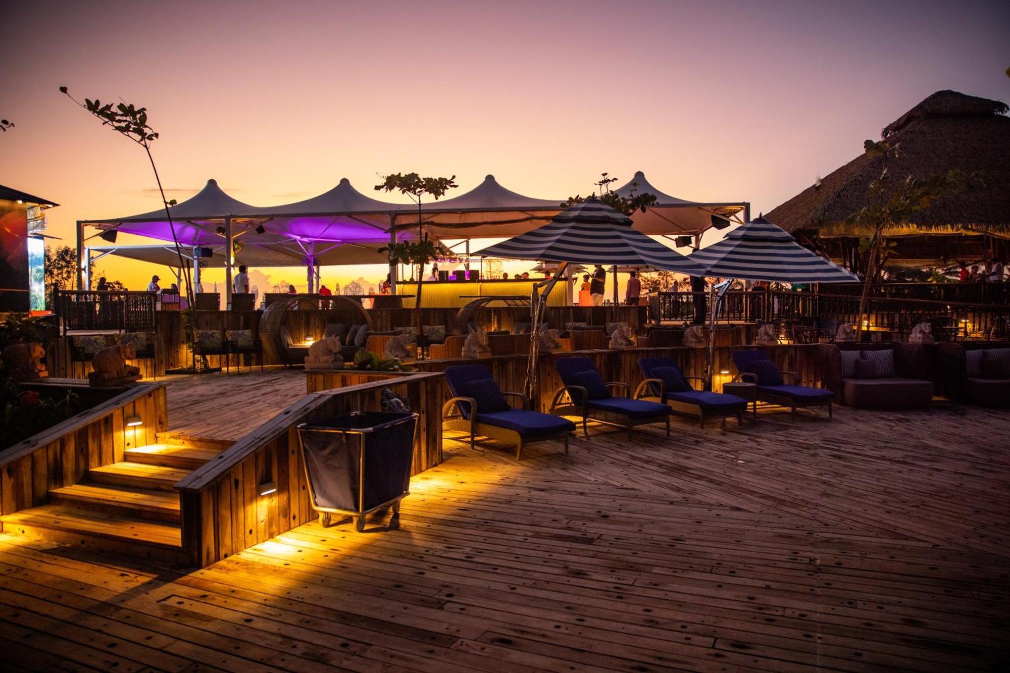 Mayfair On Sea, Morjim Beach, Goa Экстерьер фото